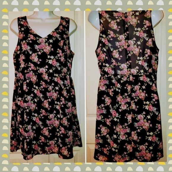 Women's Dress by Love Tree Happens Juniors Large - Picture 1 of 8